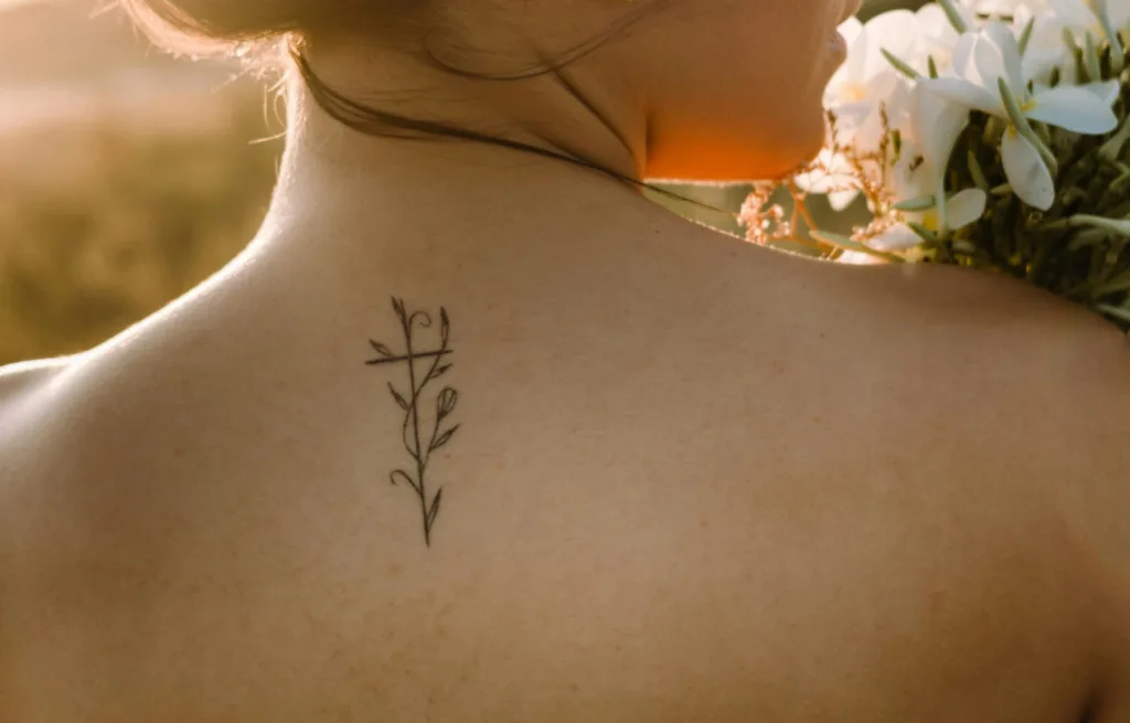 a simple spine tattoo